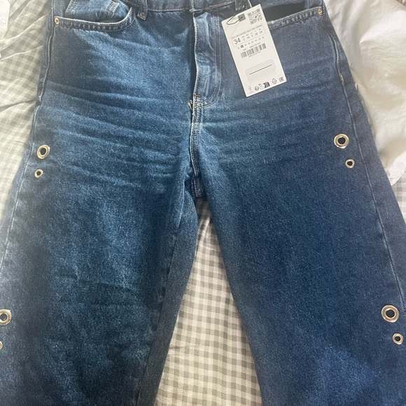 Zara rivet hole Jeans Size 2 BNwT - Picture 4 of 4